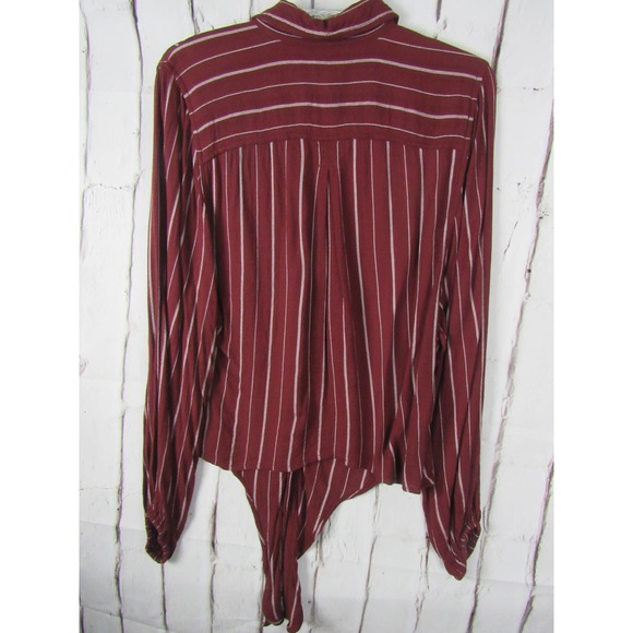 American Eagle Women's Burgundy & White Striped Casual XS Shirt - Picture 2 of 5